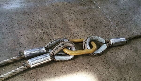 1 "Drie-Peg Wire Rope Sling Eye Haken met Veiligheidssluitingen 1-3/4" Langwerpige Master Link