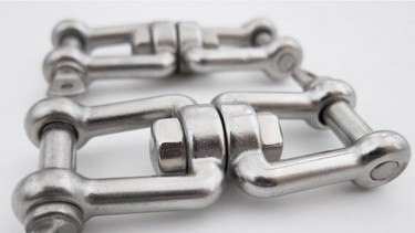 swivel jaw and jaw detail